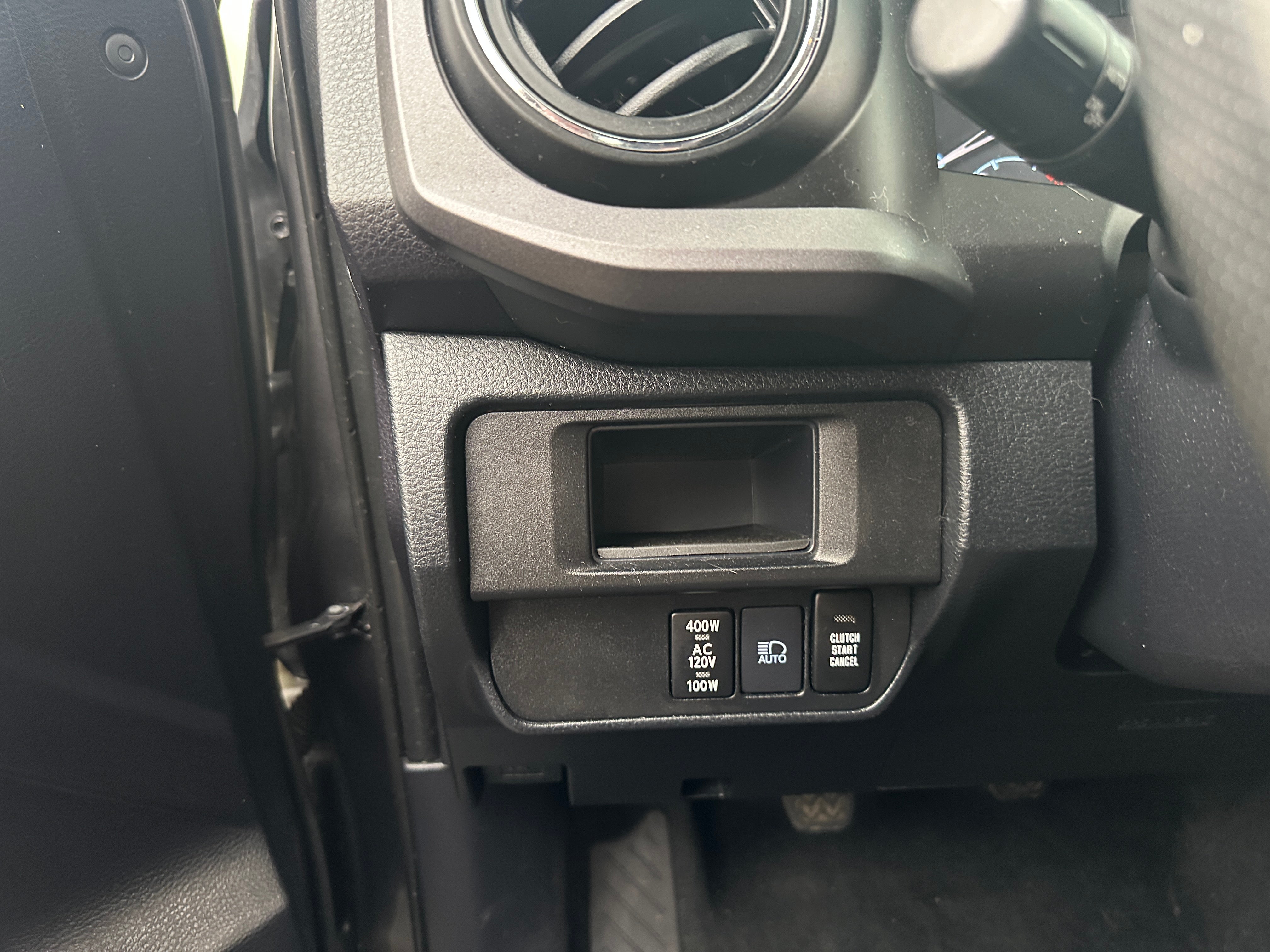 toyota tacoma 2019 5TFSZ5AN3KX209037 image toyota tacoma 2019 5TFSZ5AN3KX209037 image