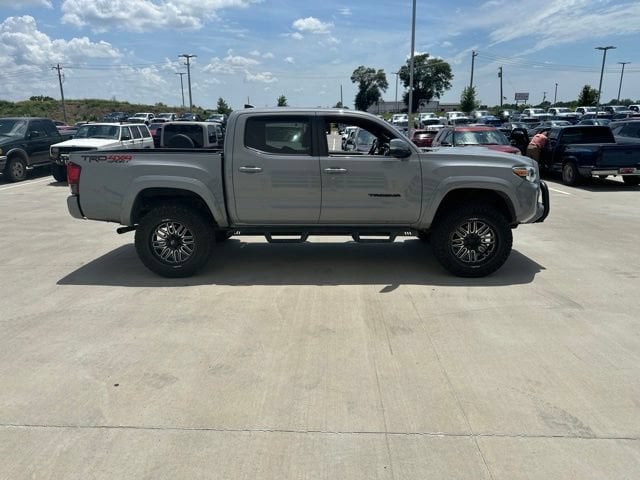 toyota tacoma 2019 3TMCZ5AN0KM261705 image toyota tacoma 2019 3TMCZ5AN0KM261705 image