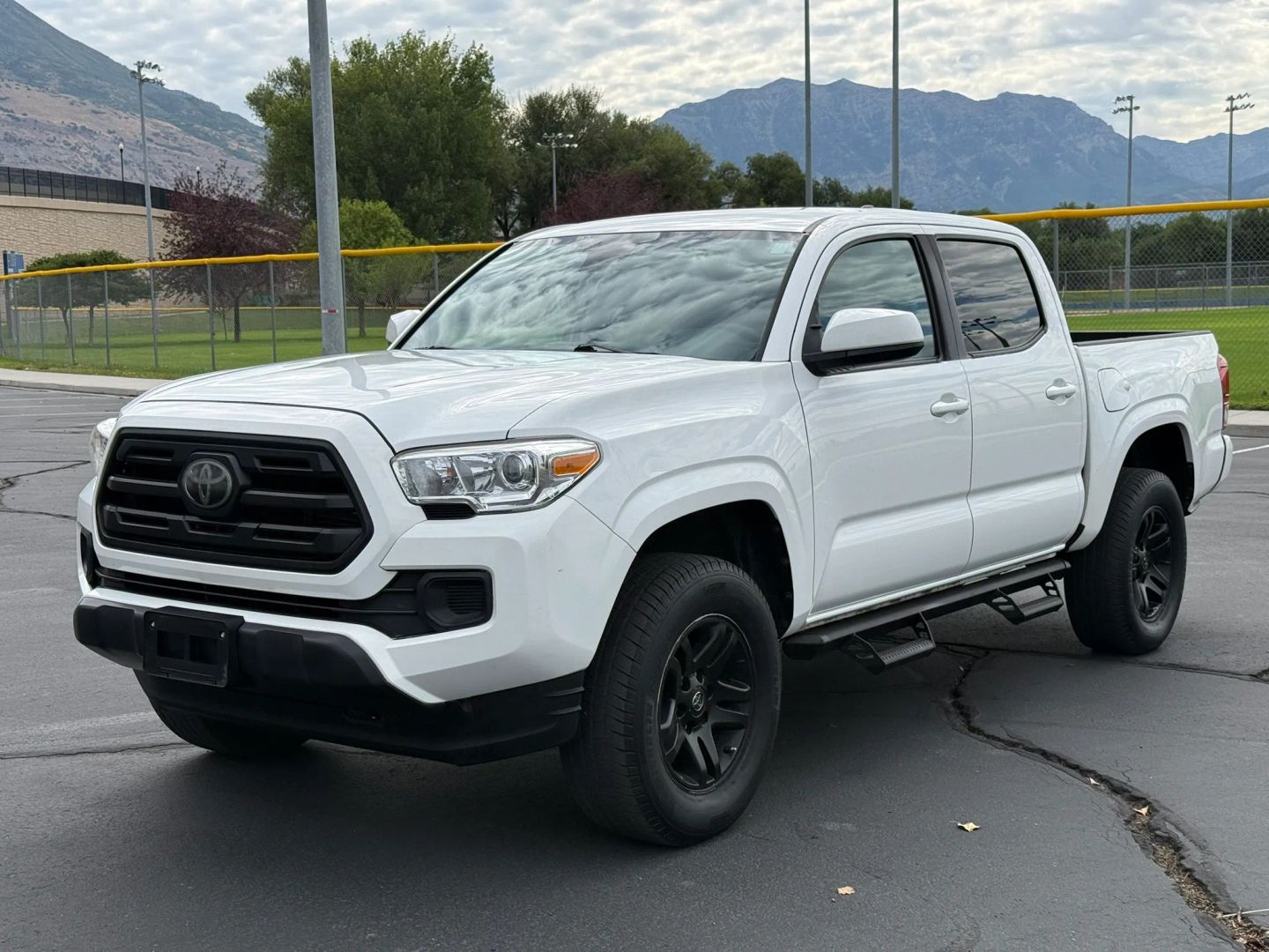 toyota tacoma 2019 3TMCZ5AN4KM272979 image toyota tacoma 2019 3TMCZ5AN4KM272979 image