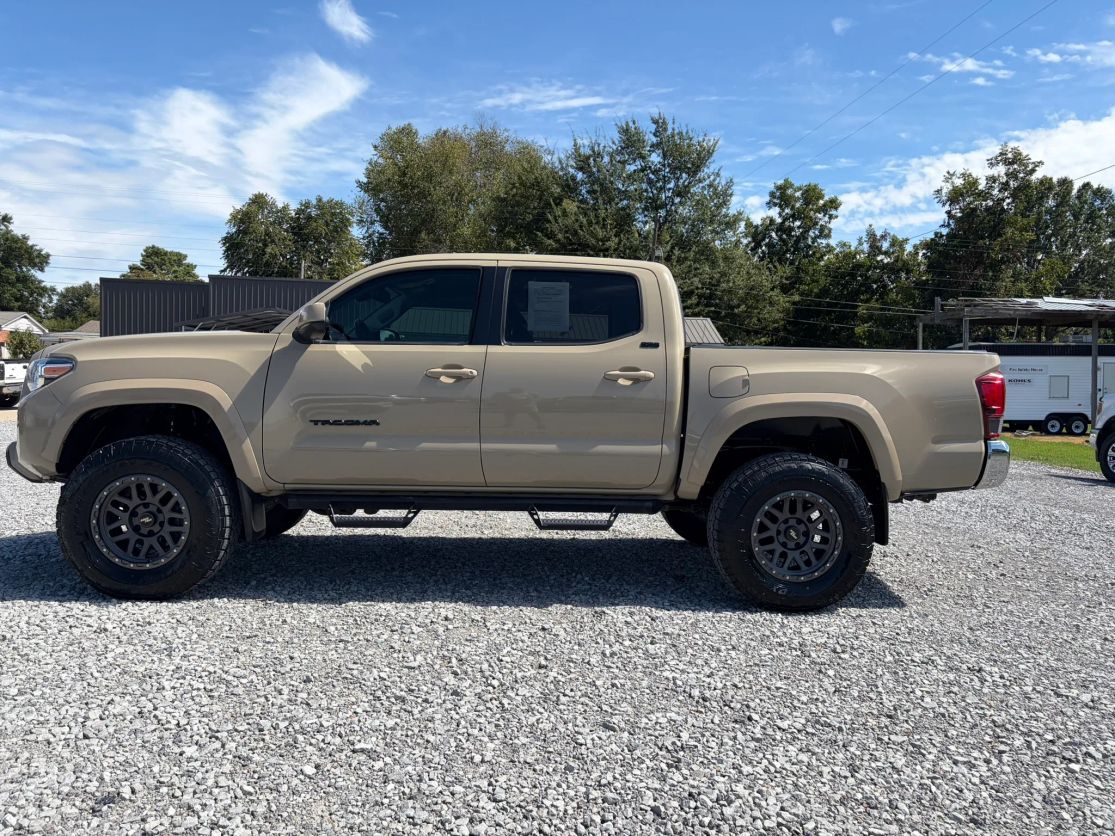 toyota tacoma 2019 3TMCZ5AN2KM219908 image toyota tacoma 2019 3TMCZ5AN2KM219908 image
