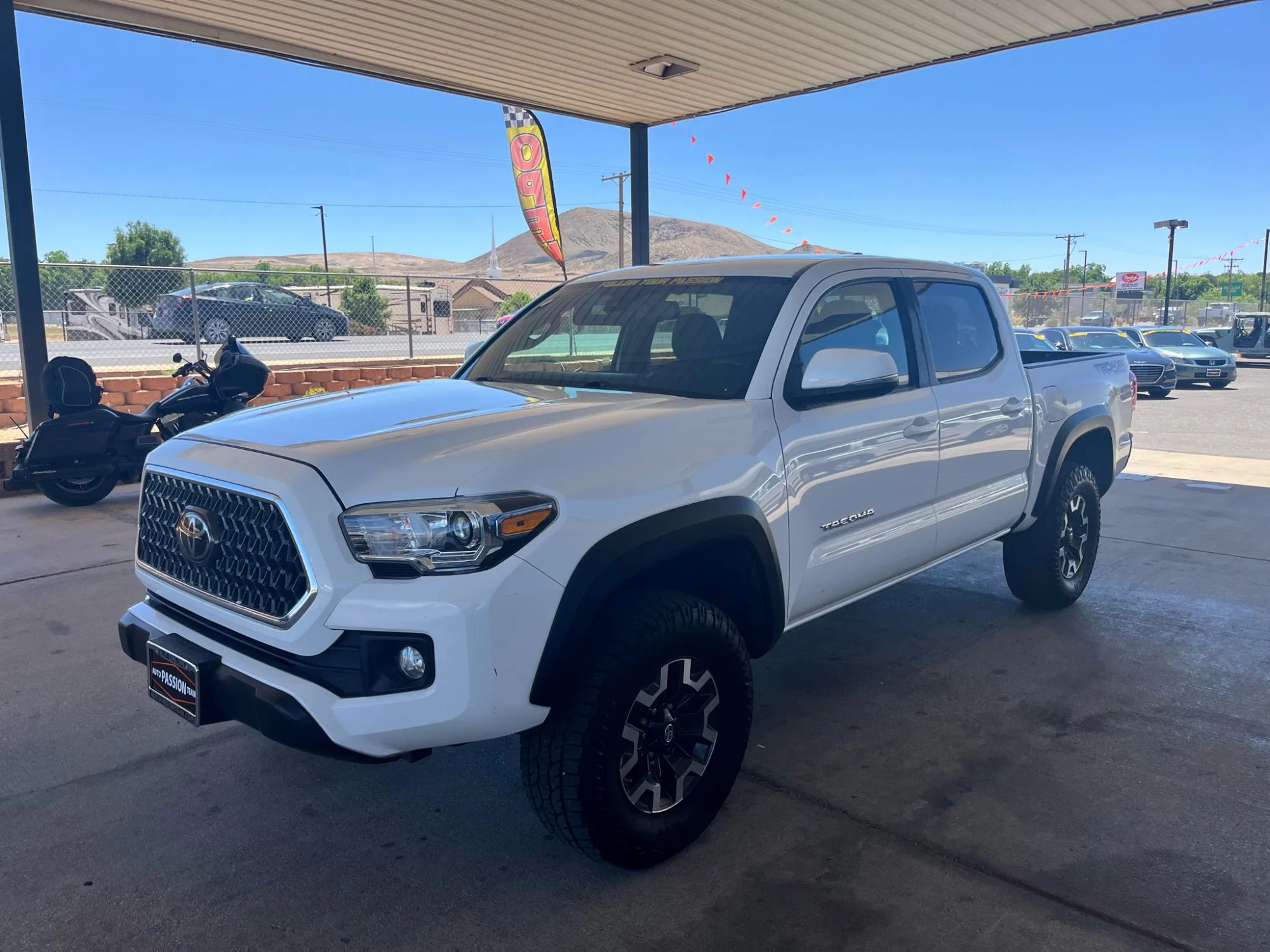 toyota tacoma 2019 3TMCZ5AN8KM202983 image toyota tacoma 2019 3TMCZ5AN8KM202983 image