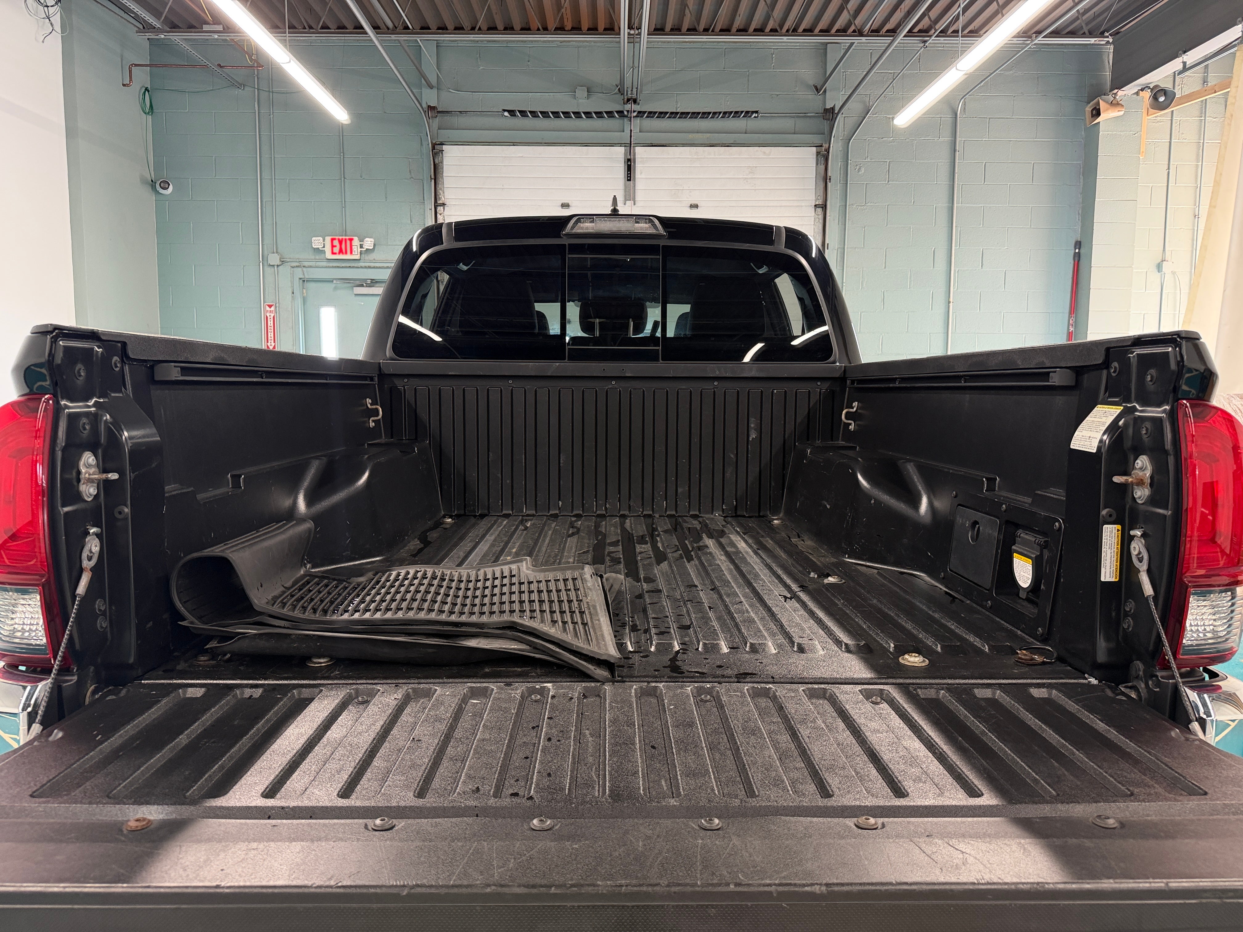 toyota tacoma 2019 3TMCZ5AN7KM201873 image toyota tacoma 2019 3TMCZ5AN7KM201873 image