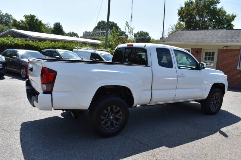 toyota tacoma 2019 5TFSX5EN7KX065038 image toyota tacoma 2019 5TFSX5EN7KX065038 image