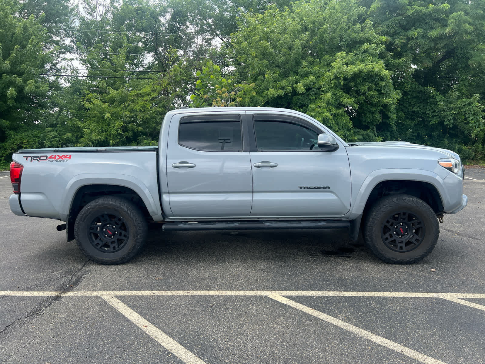 toyota tacoma 2018 3TMCZ5AN5JM167852 image toyota tacoma 2018 3TMCZ5AN5JM167852 image