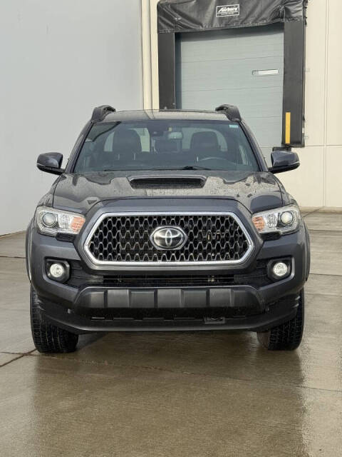 toyota tacoma 2018 3TMCZ5AN5JM185526 image toyota tacoma 2018 3TMCZ5AN5JM185526 image