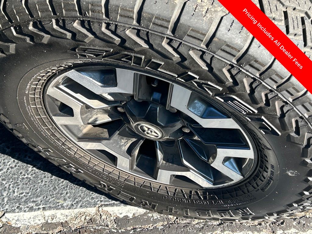 toyota tacoma 2018 3TMCZ5AN7JM148722 image toyota tacoma 2018 3TMCZ5AN7JM148722 image