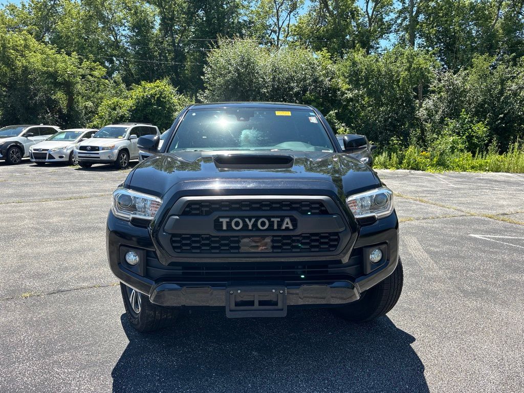 toyota tacoma 2018 3TMCZ5ANXJM171766 image toyota tacoma 2018 3TMCZ5ANXJM171766 image