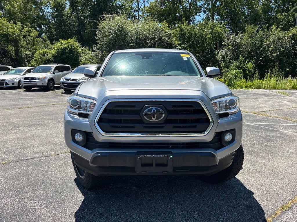 toyota tacoma 2018 3TMCZ5AN4JM166126 image toyota tacoma 2018 3TMCZ5AN4JM166126 image