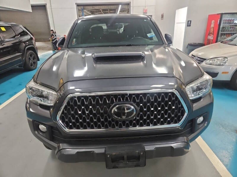 toyota tacoma 2018 3TMCZ5AN9JM129878 image toyota tacoma 2018 3TMCZ5AN9JM129878 image