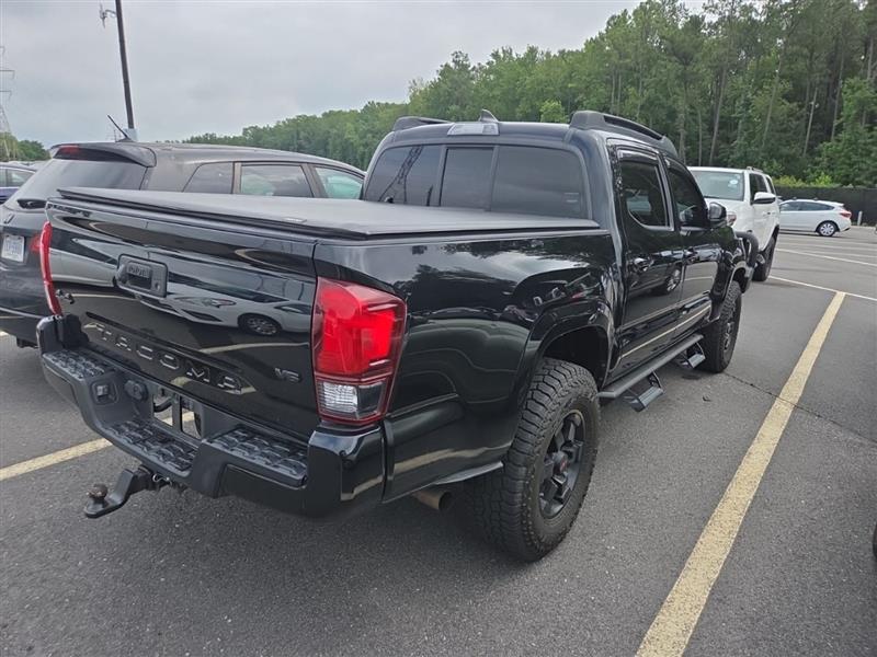 toyota tacoma 2018 3TMCZ5AN3JM137913 image toyota tacoma 2018 3TMCZ5AN3JM137913 image