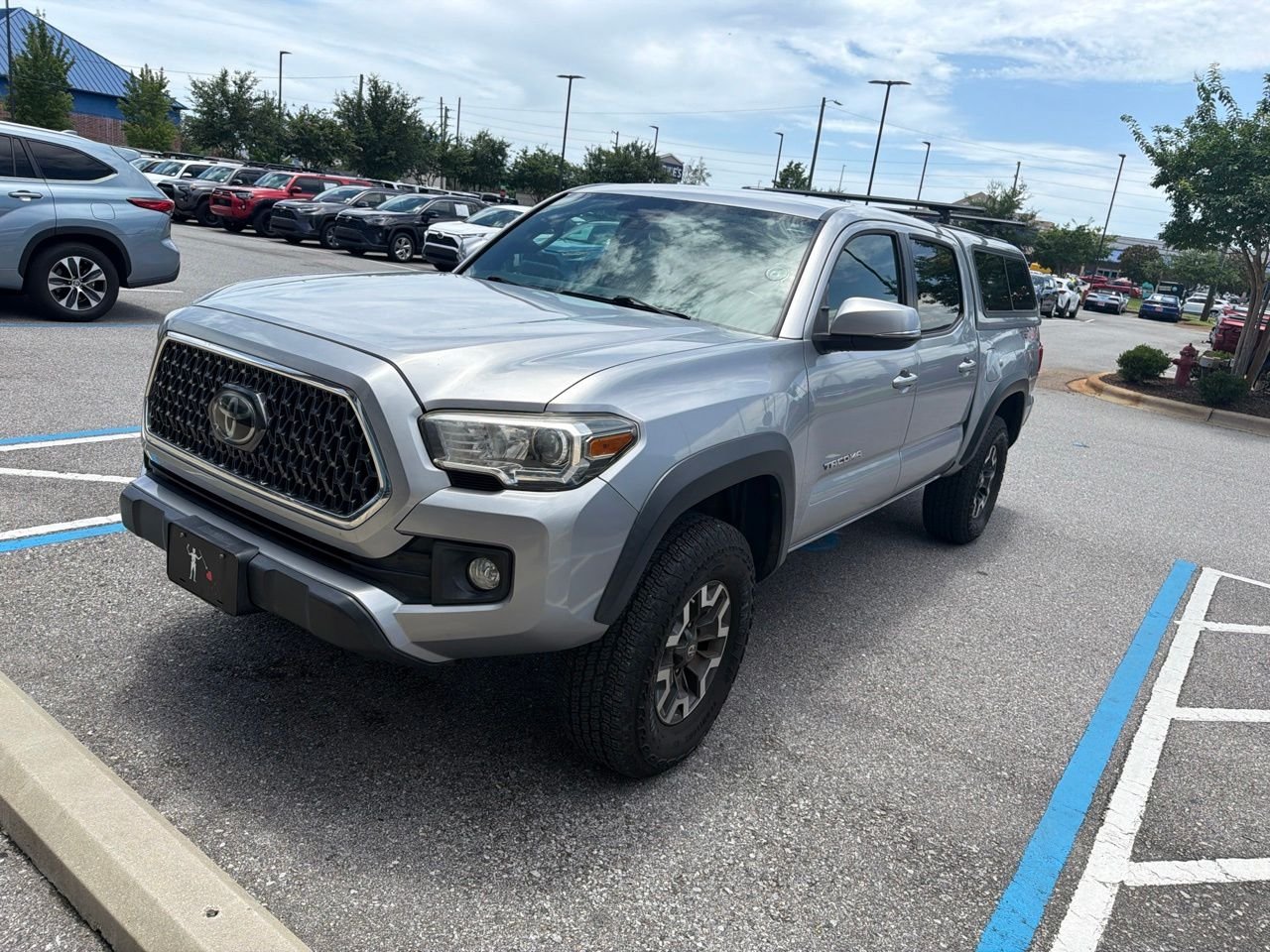 toyota tacoma 2018 3TMCZ5AN5JM174817 image toyota tacoma 2018 3TMCZ5AN5JM174817 image