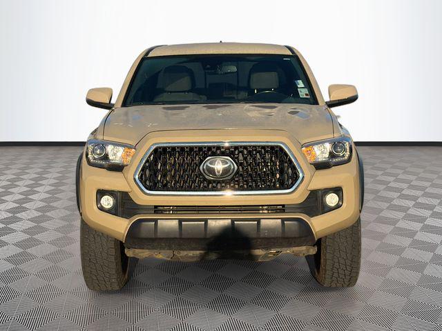 toyota tacoma 2018 3TMCZ5AN0JM150747 image toyota tacoma 2018 3TMCZ5AN0JM150747 image