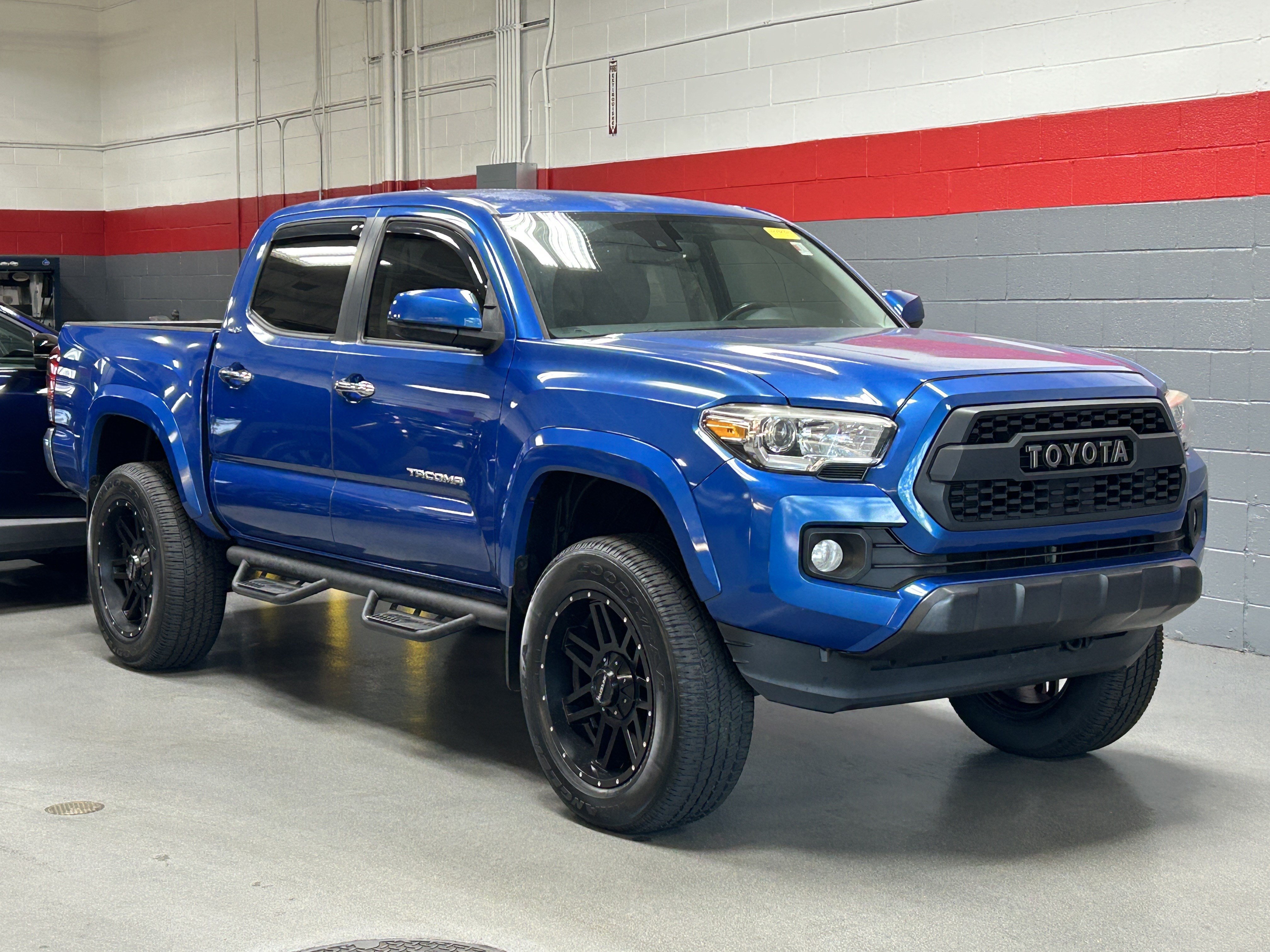 toyota tacoma 2018 3TMCZ5AN7JM182255 image toyota tacoma 2018 3TMCZ5AN7JM182255 image