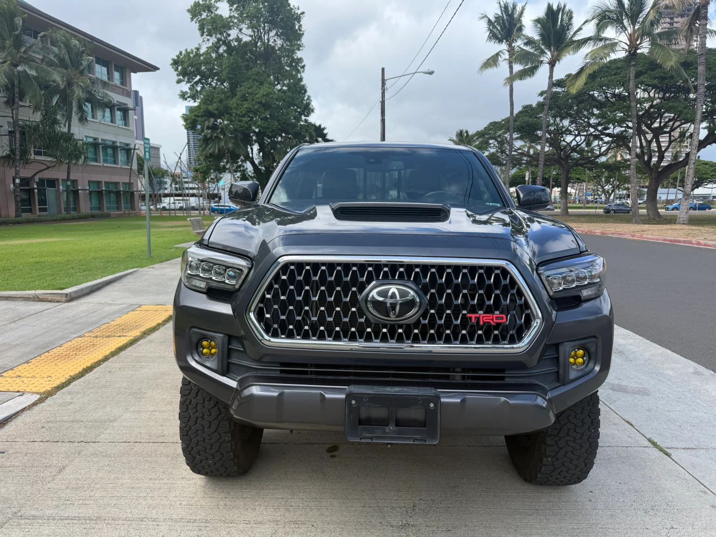 toyota tacoma 2018 5TFRZ5CN1JX061674 image toyota tacoma 2018 5TFRZ5CN1JX061674 image