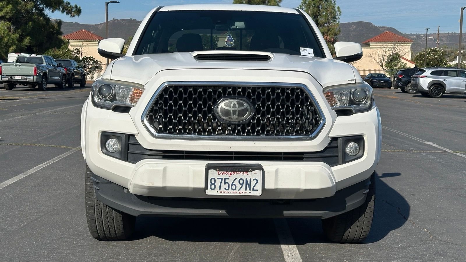 toyota tacoma 2018 3TMBZ5DN3JM016743 image toyota tacoma 2018 3TMBZ5DN3JM016743 image