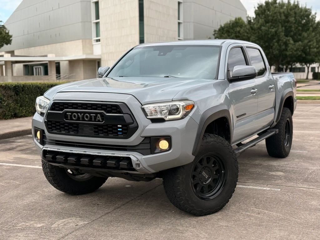 toyota tacoma 2018 3TMCZ5ANXJM158421 image toyota tacoma 2018 3TMCZ5ANXJM158421 image