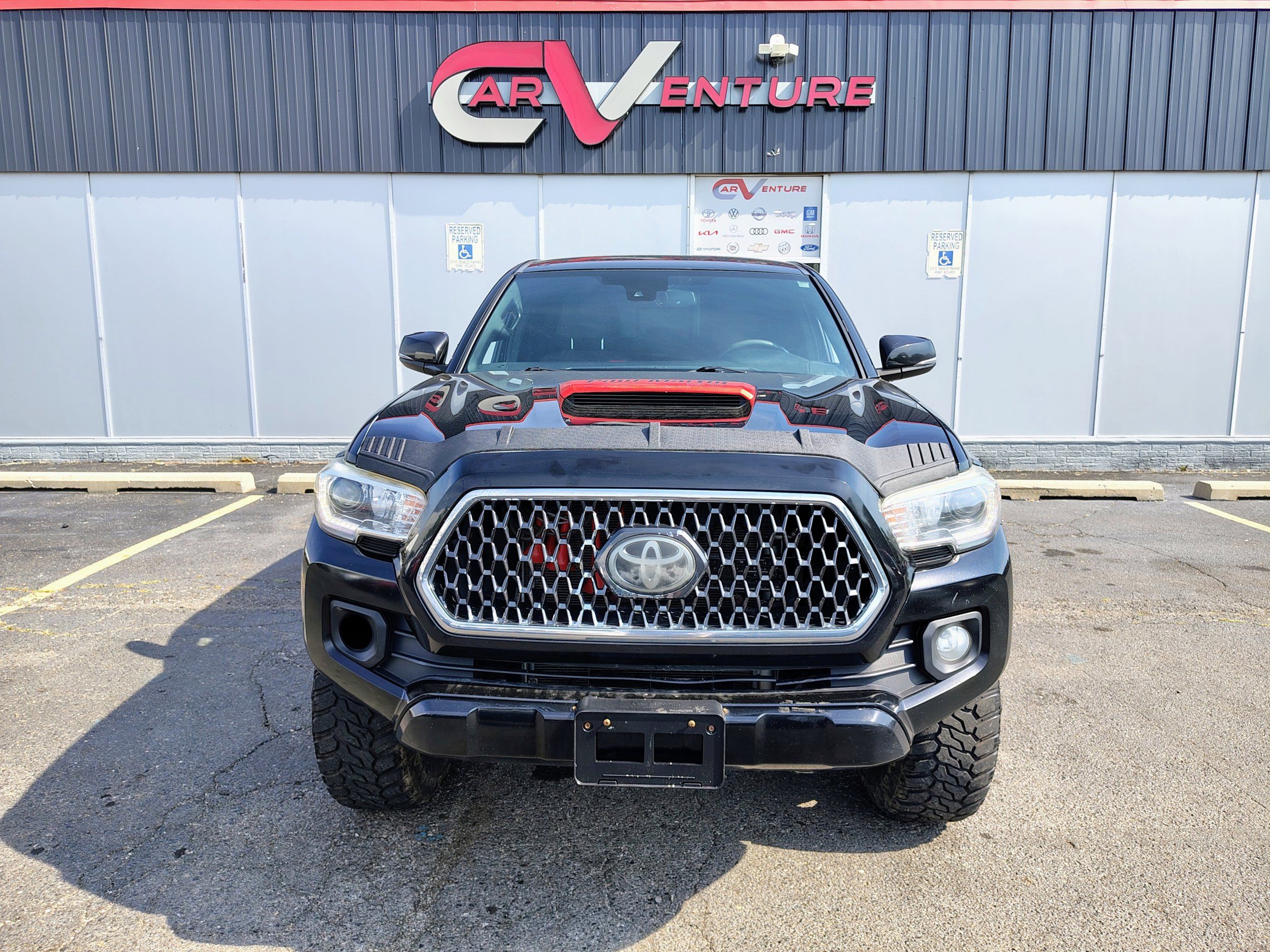 toyota tacoma 2018 5TFDZ5BN4JX036909 image toyota tacoma 2018 5TFDZ5BN4JX036909 image