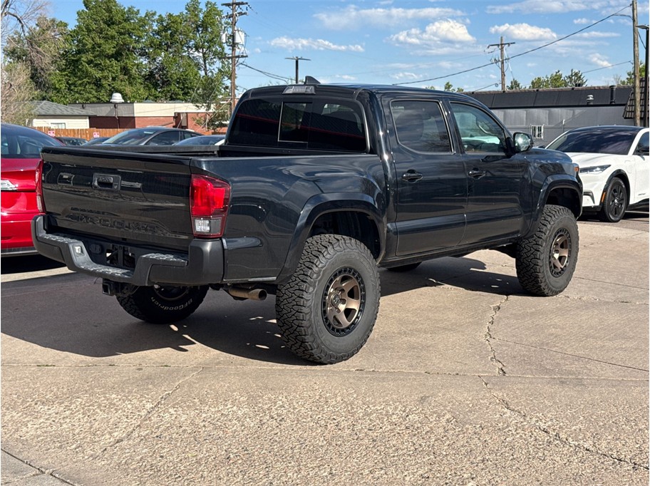 toyota tacoma 2018 3TMCZ5AN8JM122162 image toyota tacoma 2018 3TMCZ5AN8JM122162 image