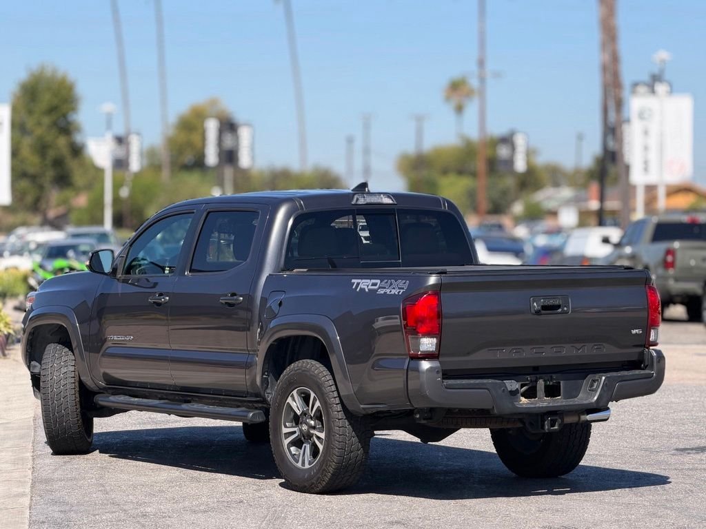 toyota tacoma 2018 3TMCZ5AN8JM132108 image toyota tacoma 2018 3TMCZ5AN8JM132108 image