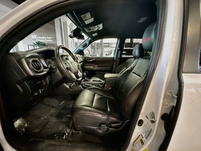 toyota tacoma 2018 3TMCZ5AN0JM165684 image toyota tacoma 2018 3TMCZ5AN0JM165684 image