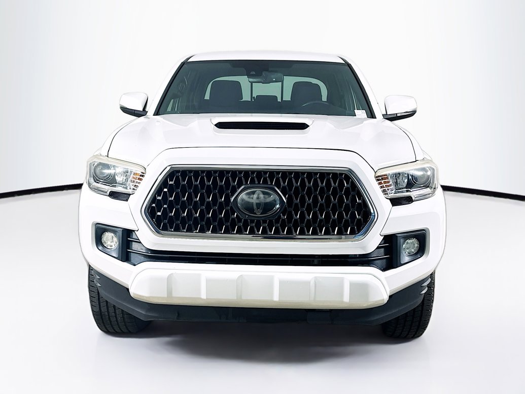 toyota tacoma 2018 3TMCZ5ANXJM157463 image toyota tacoma 2018 3TMCZ5ANXJM157463 image
