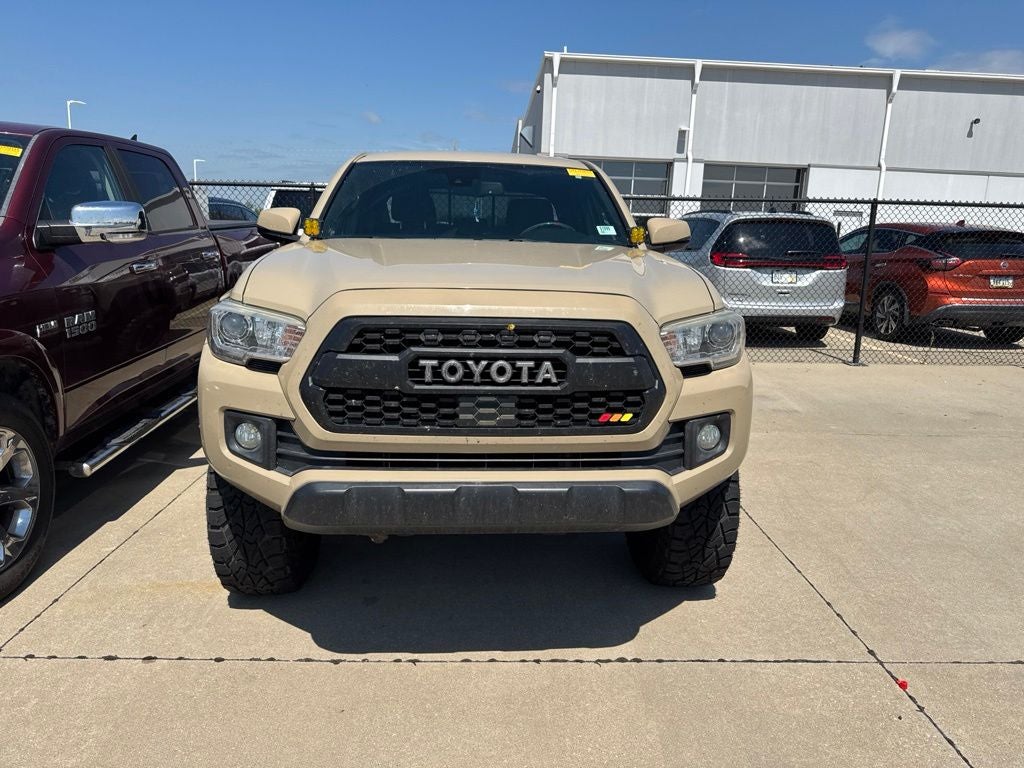 toyota tacoma 2018 3TMCZ5AN5JM161274 image toyota tacoma 2018 3TMCZ5AN5JM161274 image