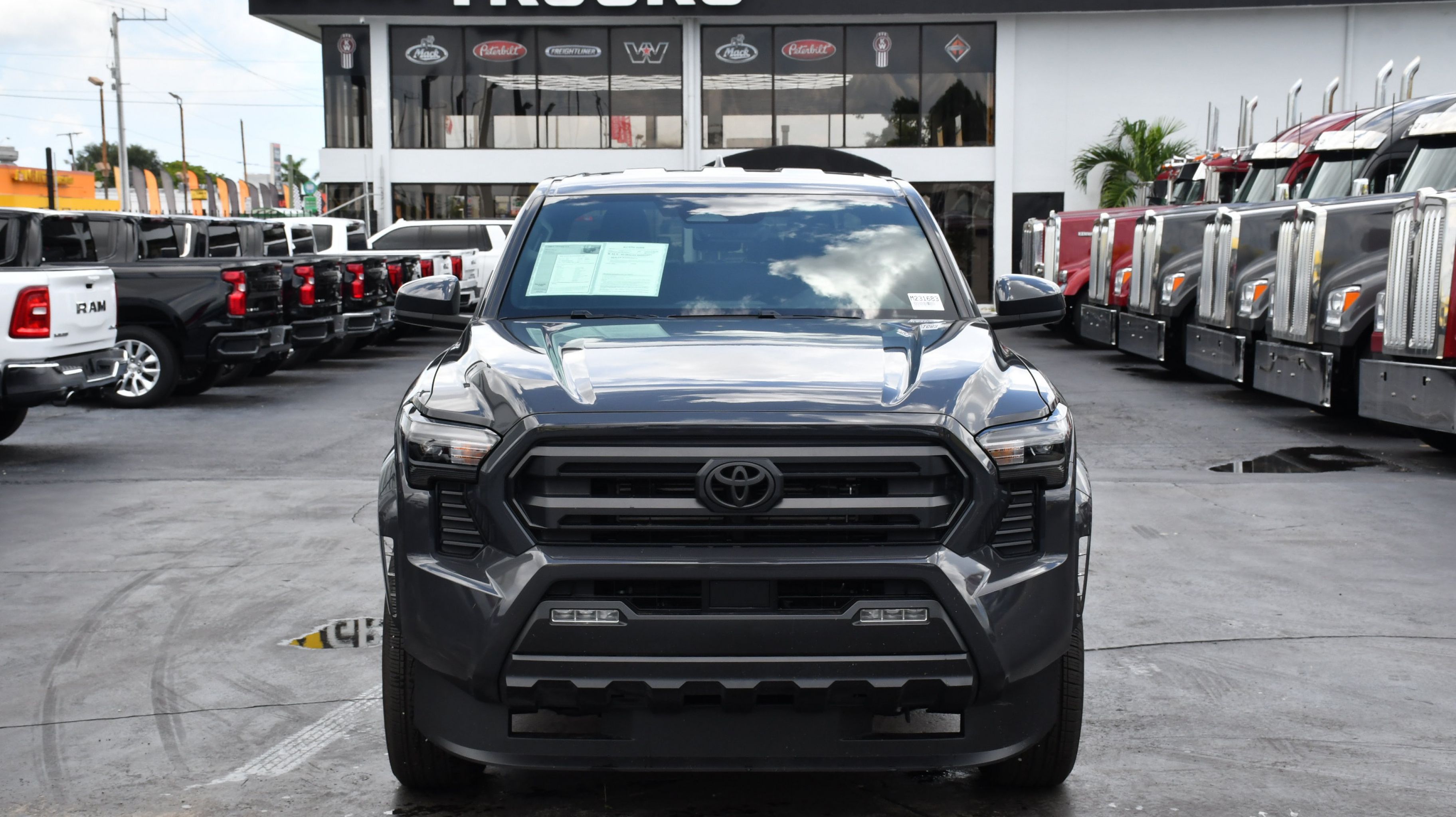 toyota tacoma 2026 3TMLB5JN1TM231683 image toyota tacoma 2026 3TMLB5JN1TM231683 image