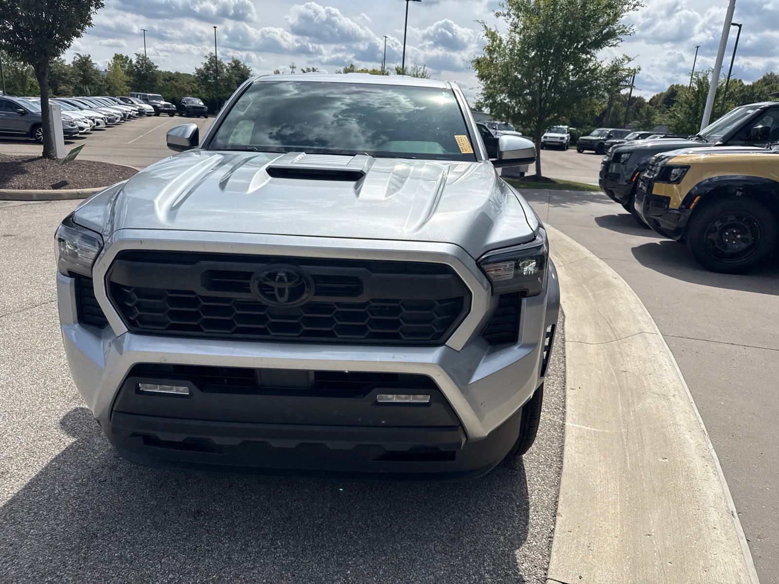 toyota tacoma 2026 3TMLB5JN5TM243318 image toyota tacoma 2026 3TMLB5JN5TM243318 image