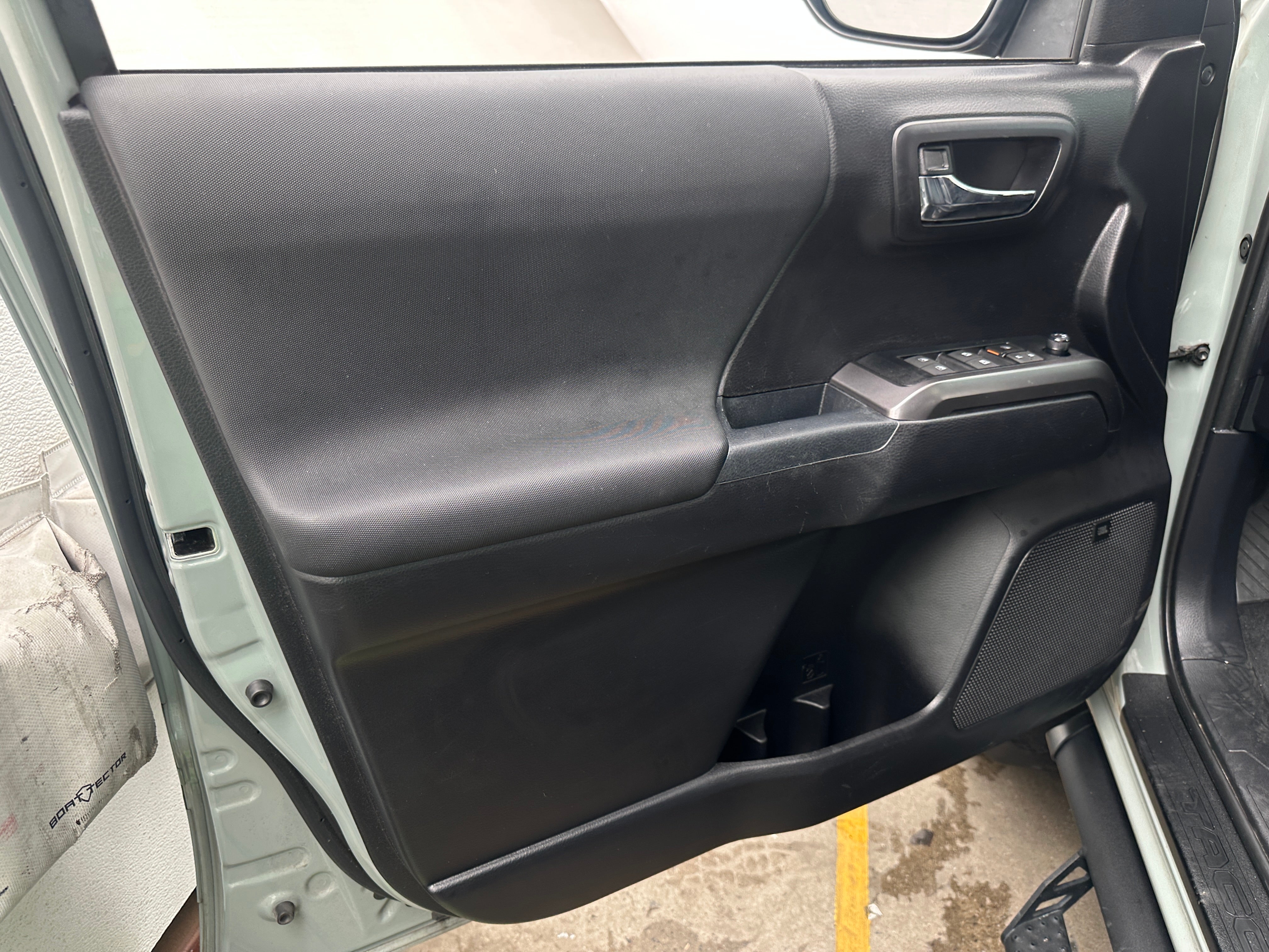 toyota tacoma 2021 5TFCZ5AN8MX266969 image toyota tacoma 2021 5TFCZ5AN8MX266969 image