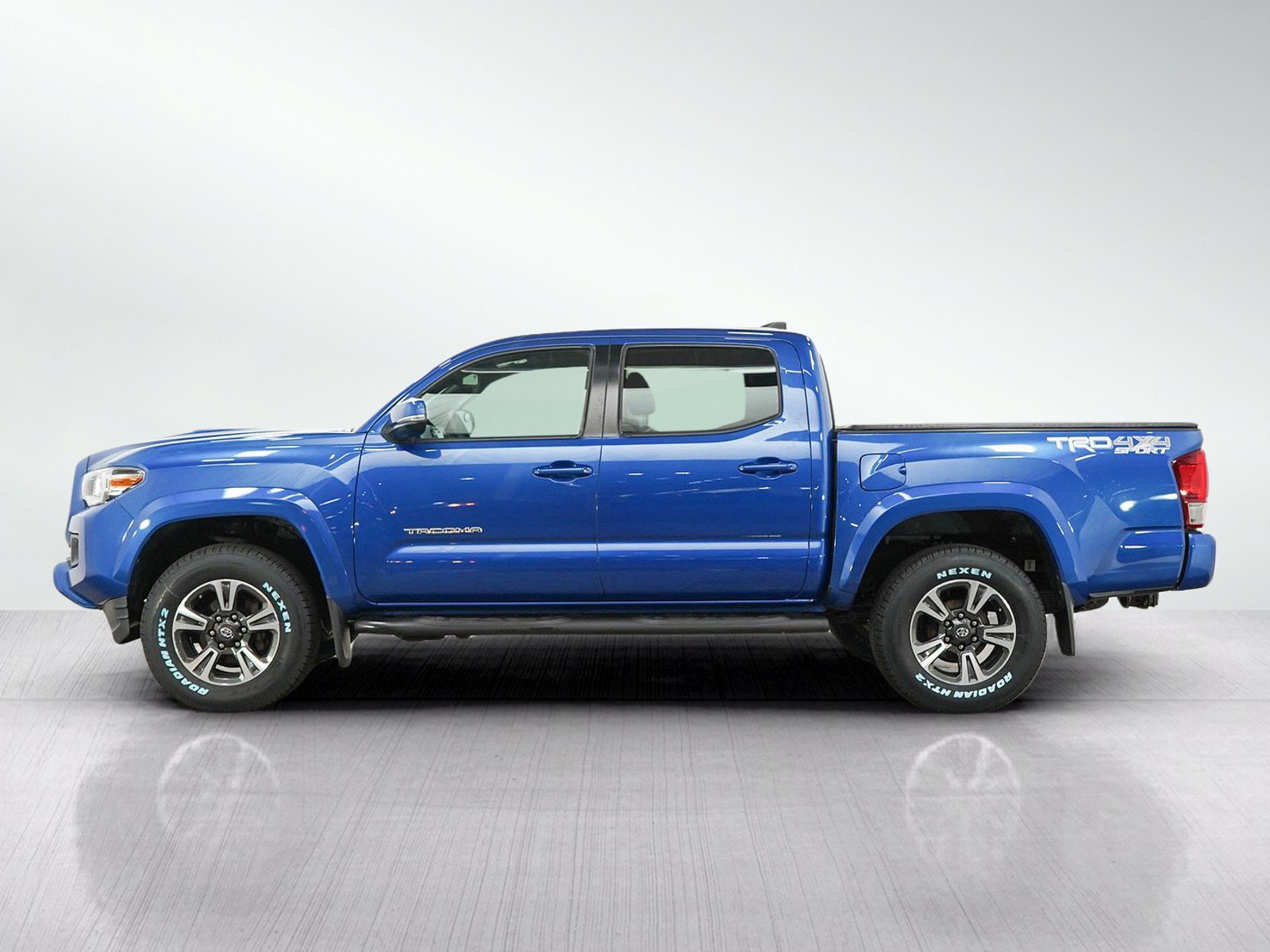 toyota tacoma 2017 3TMCZ5AN2HM115699 image toyota tacoma 2017 3TMCZ5AN2HM115699 image