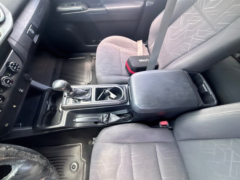 toyota tacoma 2017 3TMCZ5AN2HM070117 image toyota tacoma 2017 3TMCZ5AN2HM070117 image