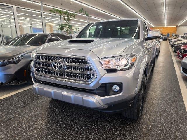 toyota tacoma 2017 5TFRZ5CN5HX028395 image toyota tacoma 2017 5TFRZ5CN5HX028395 image