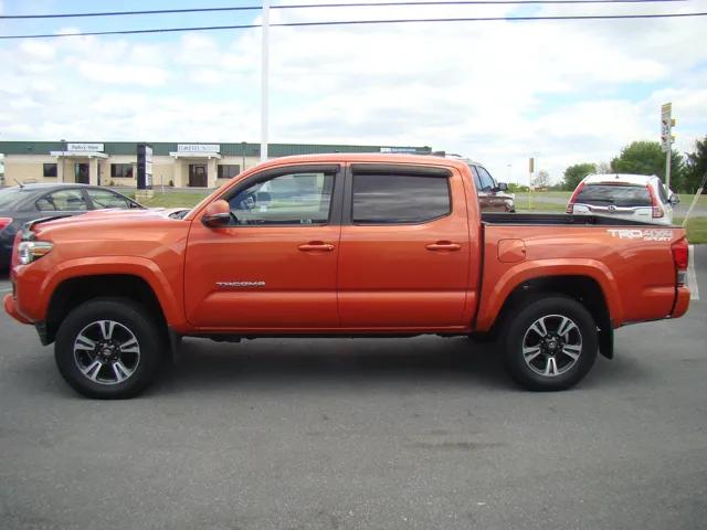 toyota tacoma 2017 3TMCZ5AN4HM090501 image toyota tacoma 2017 3TMCZ5AN4HM090501 image