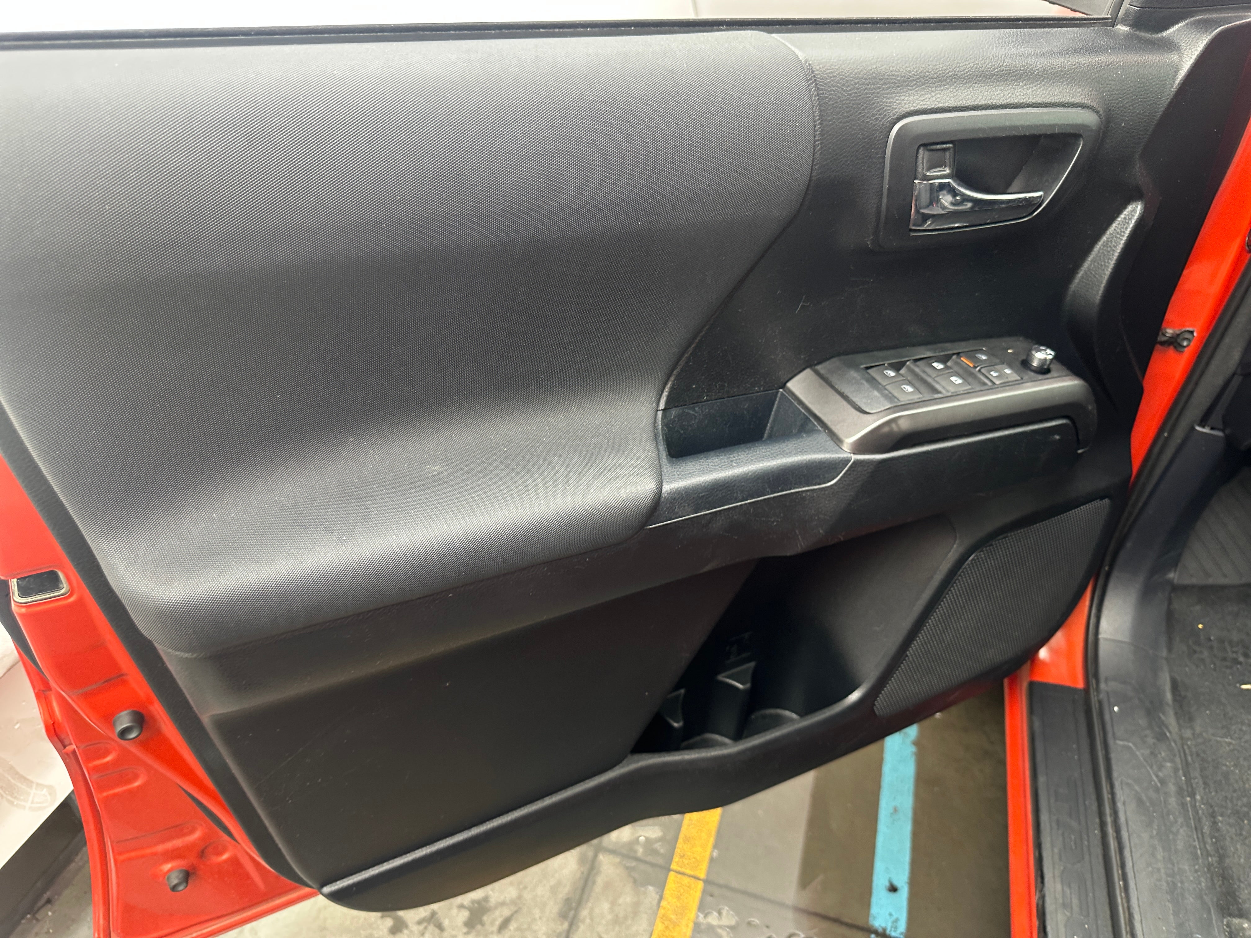 toyota tacoma 2017 3TMCZ5AN5HM101635 image toyota tacoma 2017 3TMCZ5AN5HM101635 image