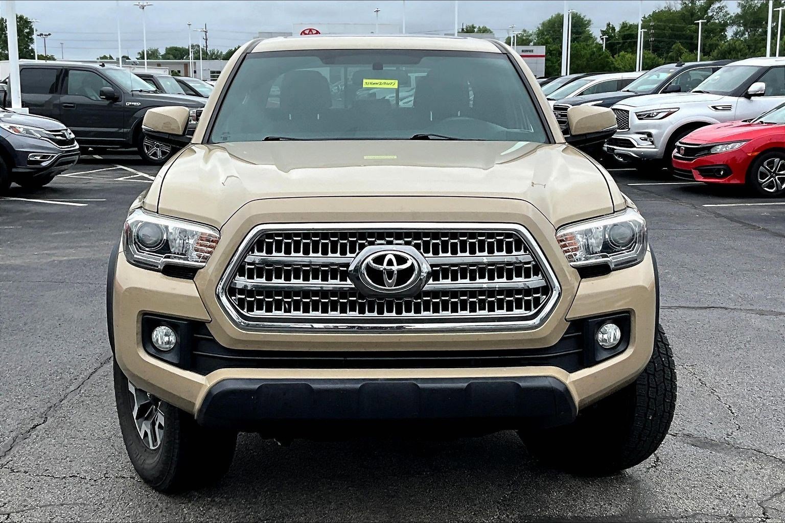 toyota tacoma 2017 3TMCZ5AN9HM070910 image toyota tacoma 2017 3TMCZ5AN9HM070910 image