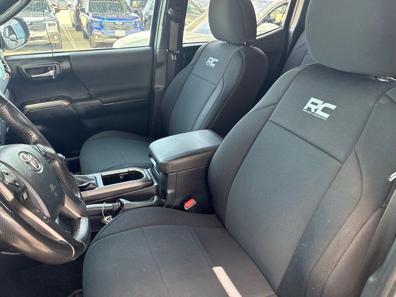 toyota tacoma 2017 3TMCZ5AN7HM051935 image toyota tacoma 2017 3TMCZ5AN7HM051935 image