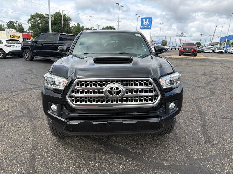 toyota tacoma 2017 5TFCZ5AN4HX120378 image toyota tacoma 2017 5TFCZ5AN4HX120378 image