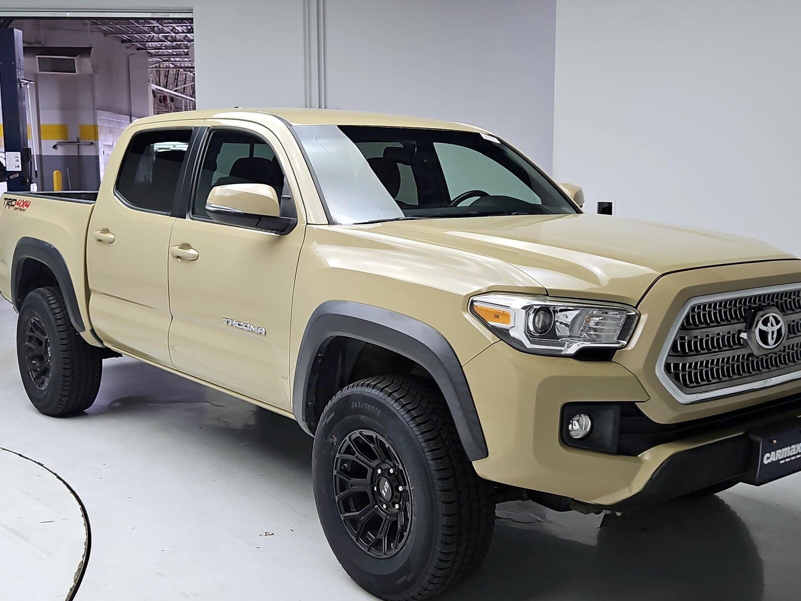 toyota tacoma 2017 5TFCZ5AN6HX053850 image toyota tacoma 2017 5TFCZ5AN6HX053850 image