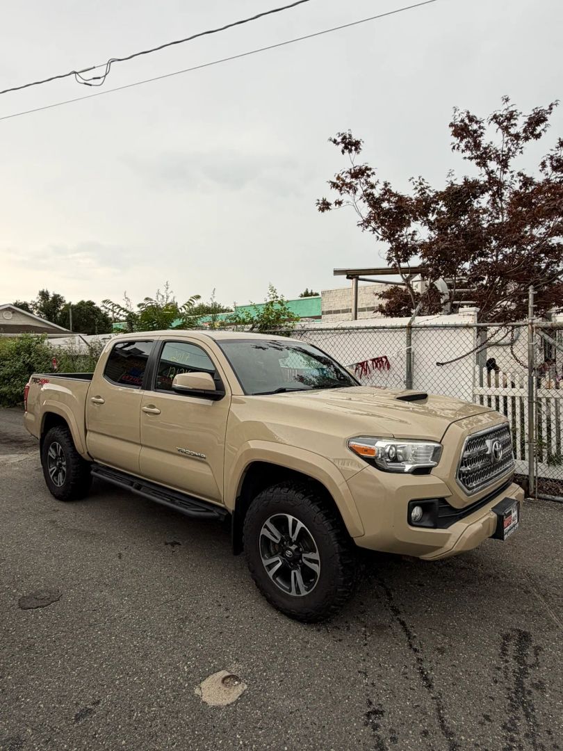 toyota tacoma 2017 3TMCZ5AN7HM092680 image toyota tacoma 2017 3TMCZ5AN7HM092680 image