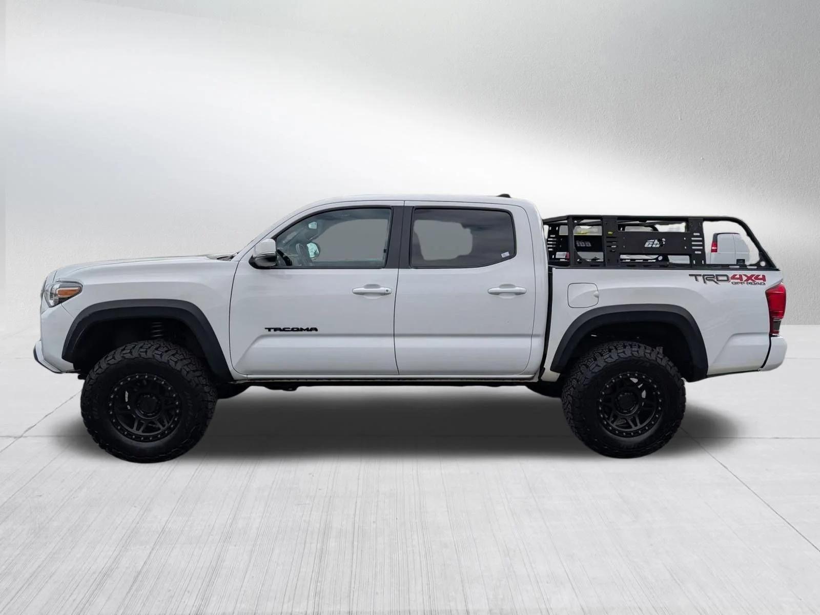 toyota tacoma 2017 3TMCZ5AN0HM121176 image toyota tacoma 2017 3TMCZ5AN0HM121176 image