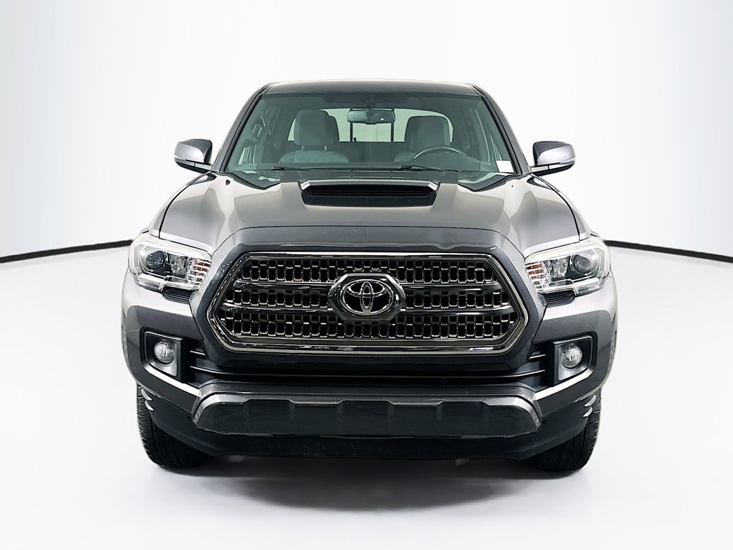 toyota tacoma 2017 5TFCZ5AN7HX082144 image toyota tacoma 2017 5TFCZ5AN7HX082144 image