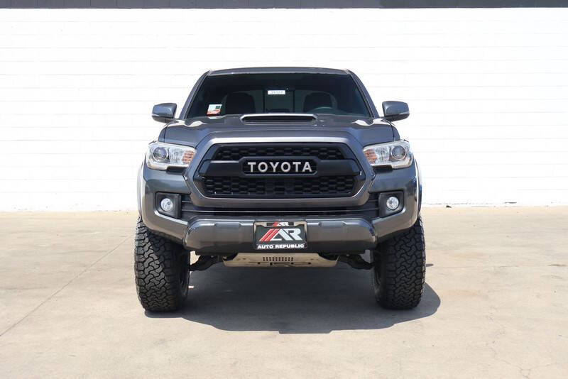 toyota tacoma 2017 3TMBZ5DN6HM007481 image toyota tacoma 2017 3TMBZ5DN6HM007481 image