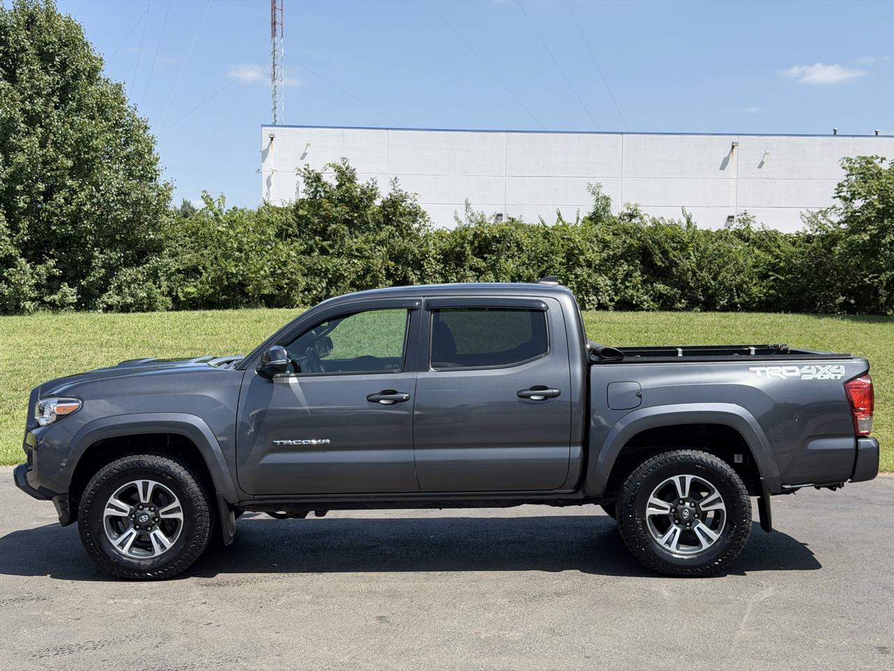 toyota tacoma 2017 3TMCZ5AN2HM107540 image toyota tacoma 2017 3TMCZ5AN2HM107540 image