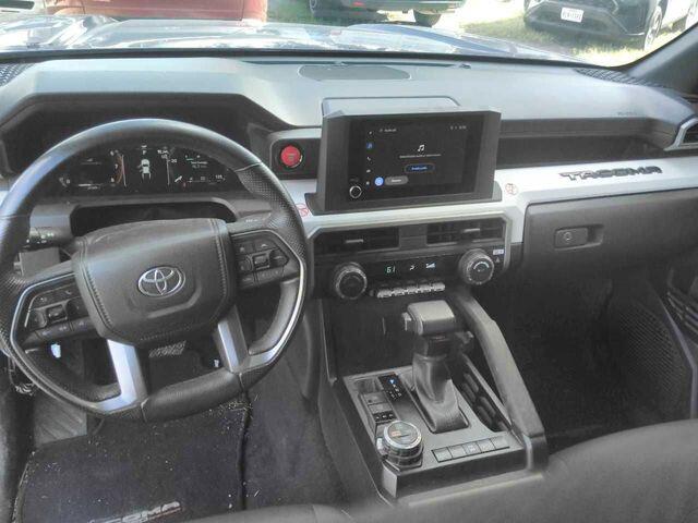 toyota tacoma 2024 3TMLB5JN7RM009142 image toyota tacoma 2024 3TMLB5JN7RM009142 image