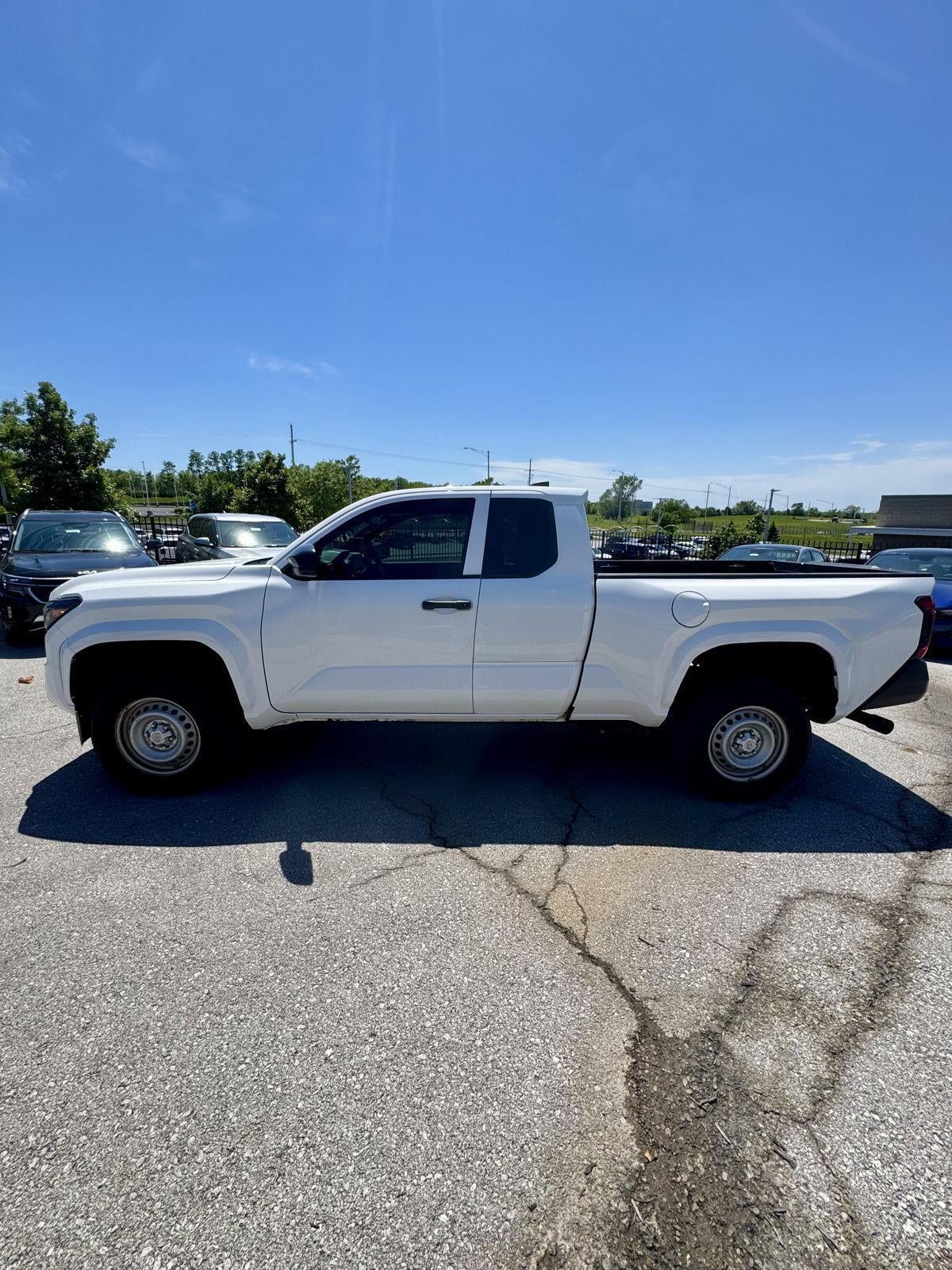 toyota tacoma 2024 3TYJDAKNXRT008144 image toyota tacoma 2024 3TYJDAKNXRT008144 image