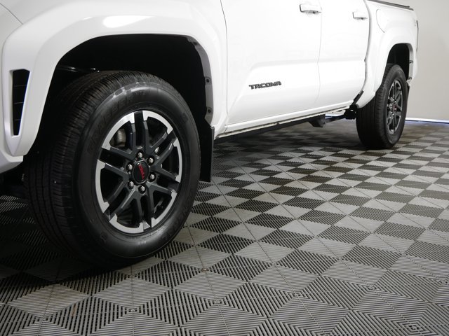 toyota tacoma 2024 3TMLB5JN7RM035983 image toyota tacoma 2024 3TMLB5JN7RM035983 image