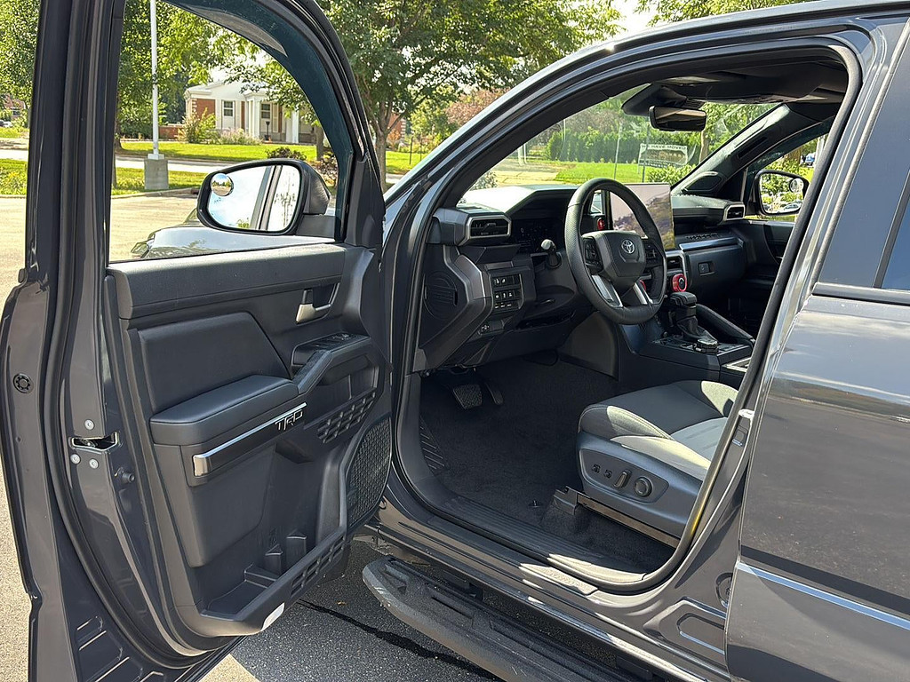 toyota tacoma 2024 3TMLB5JN5RM071803 image toyota tacoma 2024 3TMLB5JN5RM071803 image