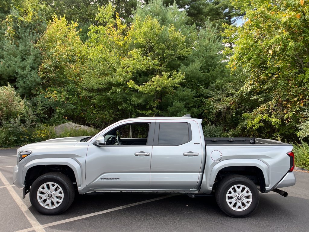 toyota tacoma 2024 3TMLB5JN7RM036888 image toyota tacoma 2024 3TMLB5JN7RM036888 image