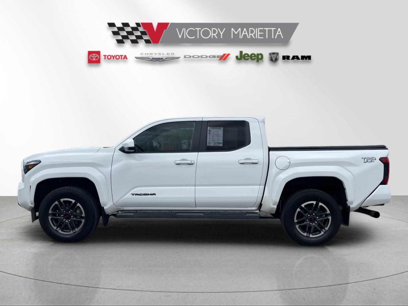 toyota tacoma 2024 3TMLB5JN6RM043119 image toyota tacoma 2024 3TMLB5JN6RM043119 image