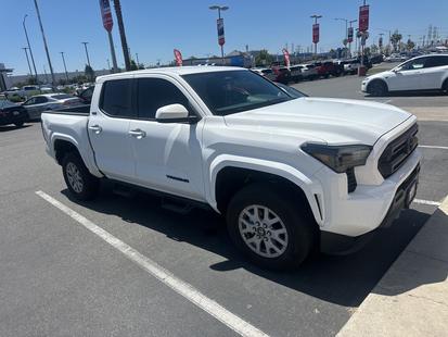 toyota tacoma 2024 3TMLB5JNXRM051921 image toyota tacoma 2024 3TMLB5JNXRM051921 image